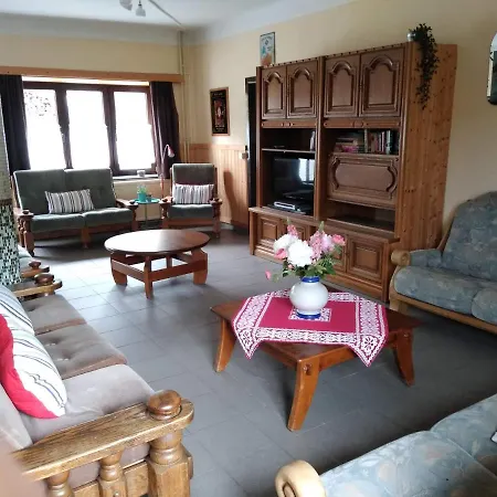 Sneeuweifel * Burg Reuland